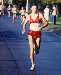 Dennis runs to a 2:39 Detroit marathon